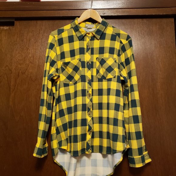 Polyester checked button up - Picture 1 of 2